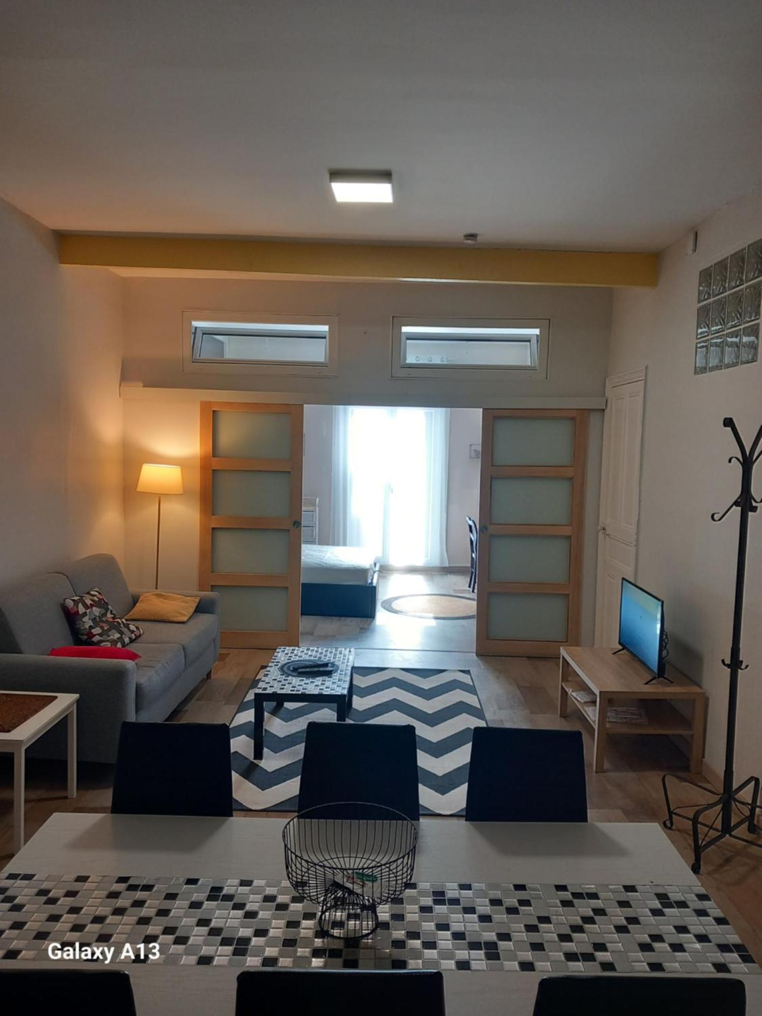 Апартаменты T3 Pratique, Garage Gratuit, Esprit Auber Безье Экстерьер фото
